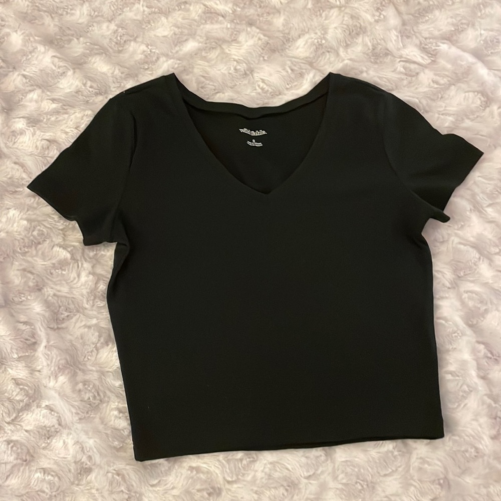 Black t shirt
